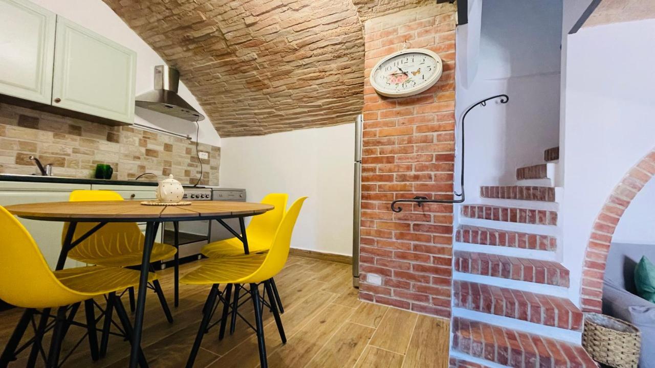 Вилла Casa Di Duccio Монтоне Экстерьер фото