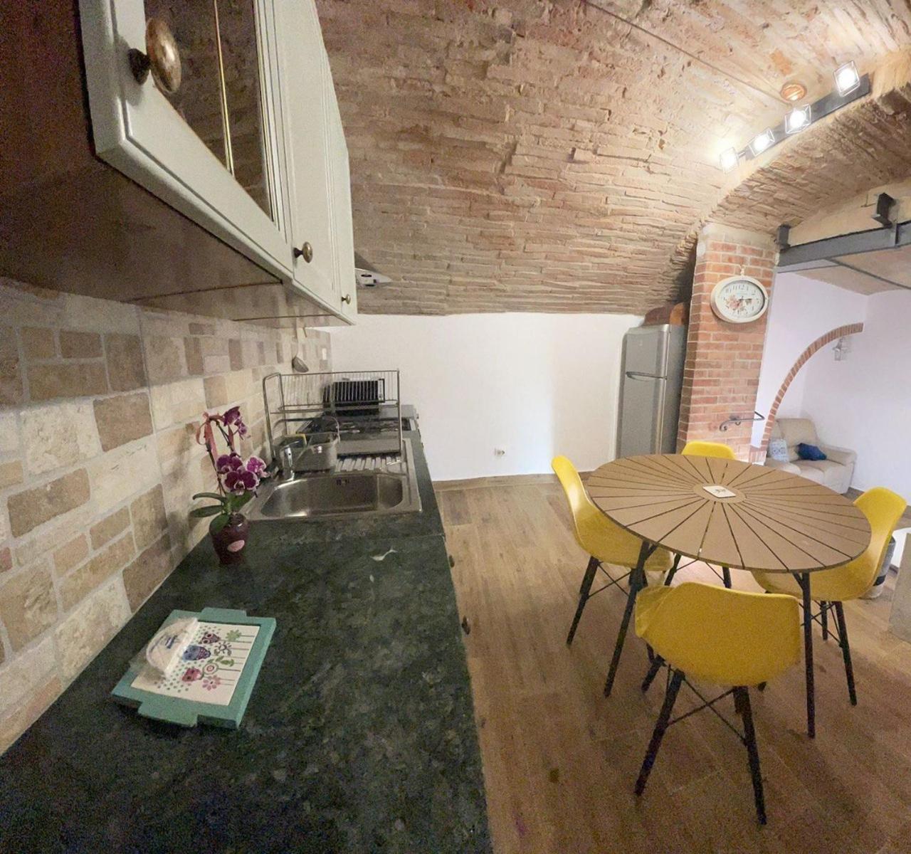 Вилла Casa Di Duccio Монтоне Экстерьер фото